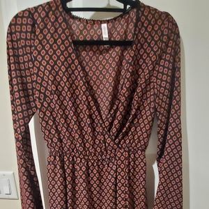 Dress with bell bottom sleves